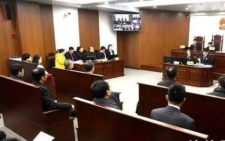 英语专业女孩子适合的工作_女生学英语专业_适合女生的英语专业有哪些