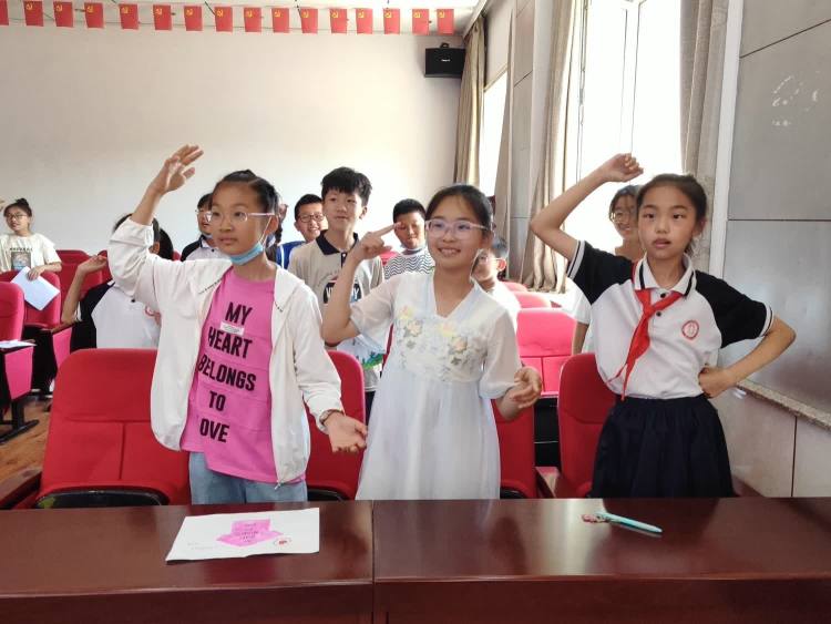 小学英语活动主题_小学生英语主题活动_小学英语活动主题集锦